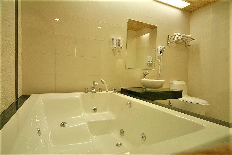 Tranquil Sea Hotel Kenting Exterior foto